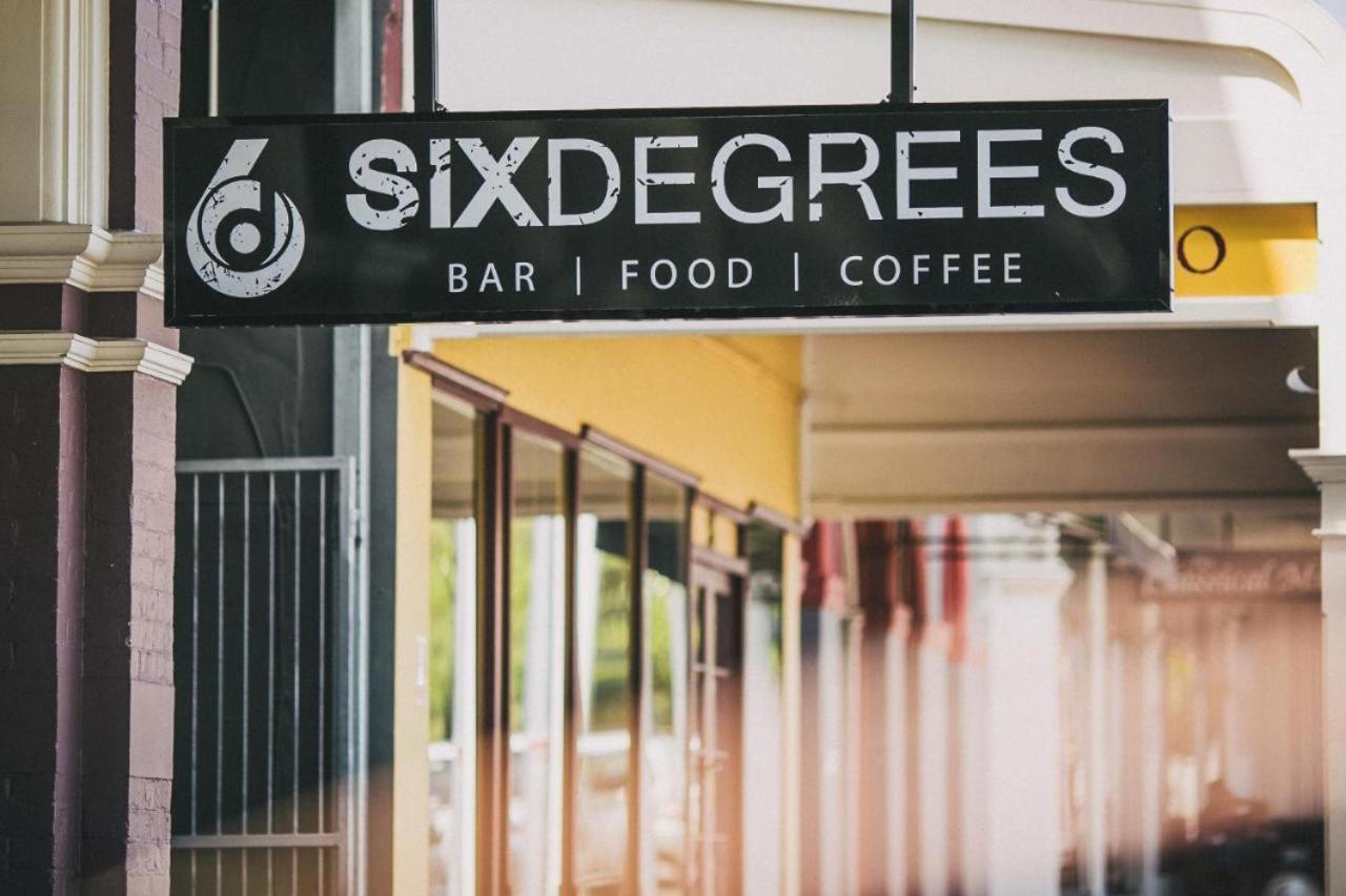 Six Degrees Boutique Hotel Albany Exterior photo